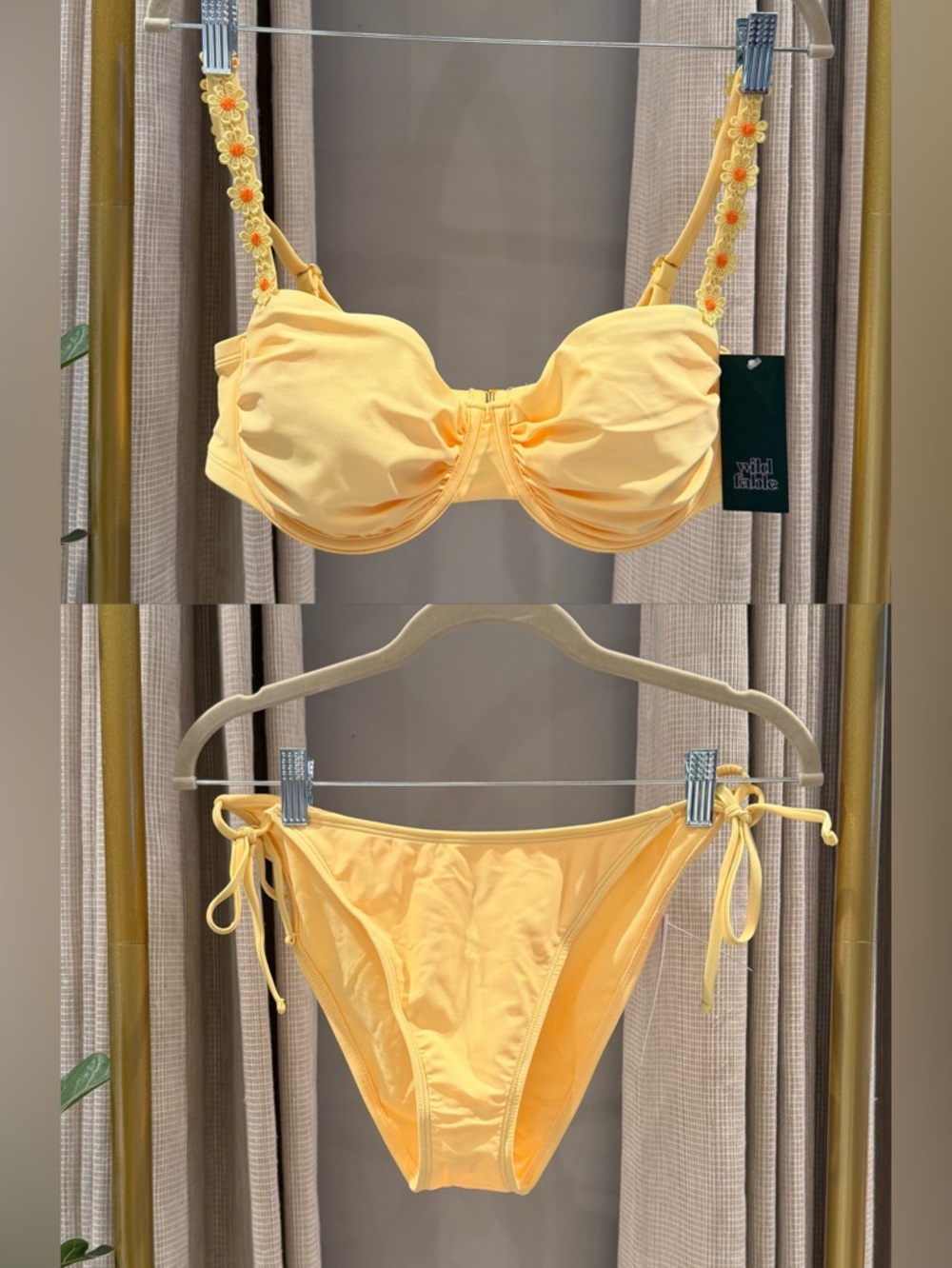 NWT Retro wild fable Bright Yellow Bikini Top with Daisy Accent